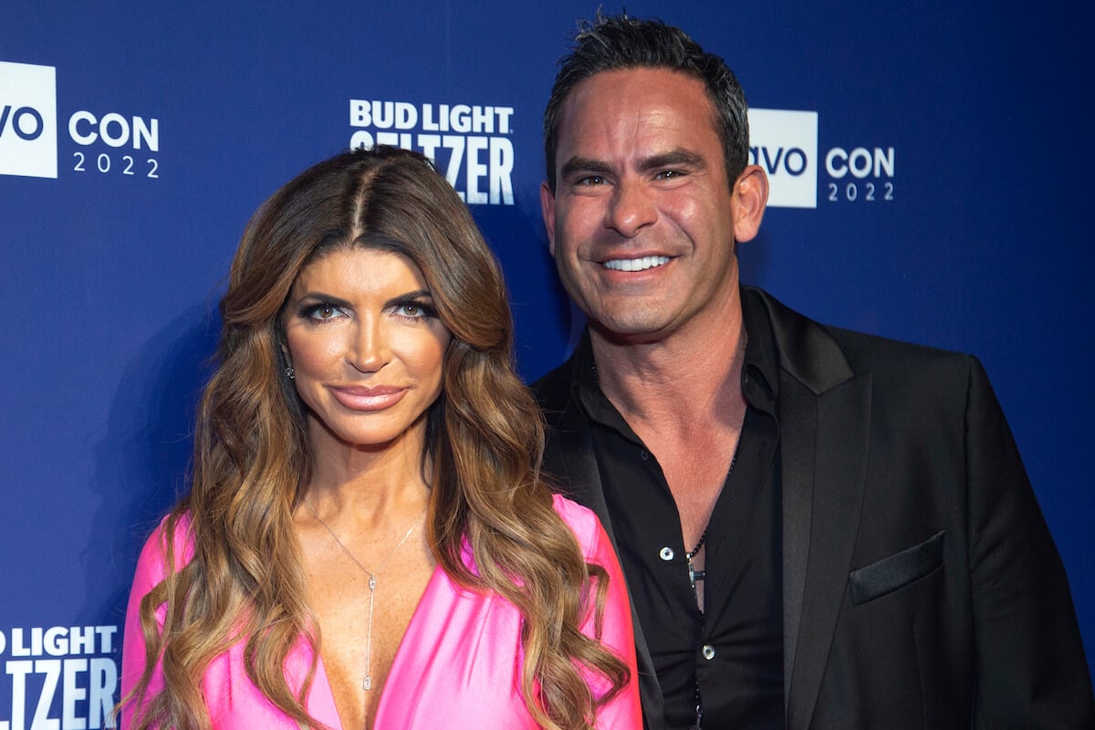 Teresa Giudice and Luis Ruelas standing together