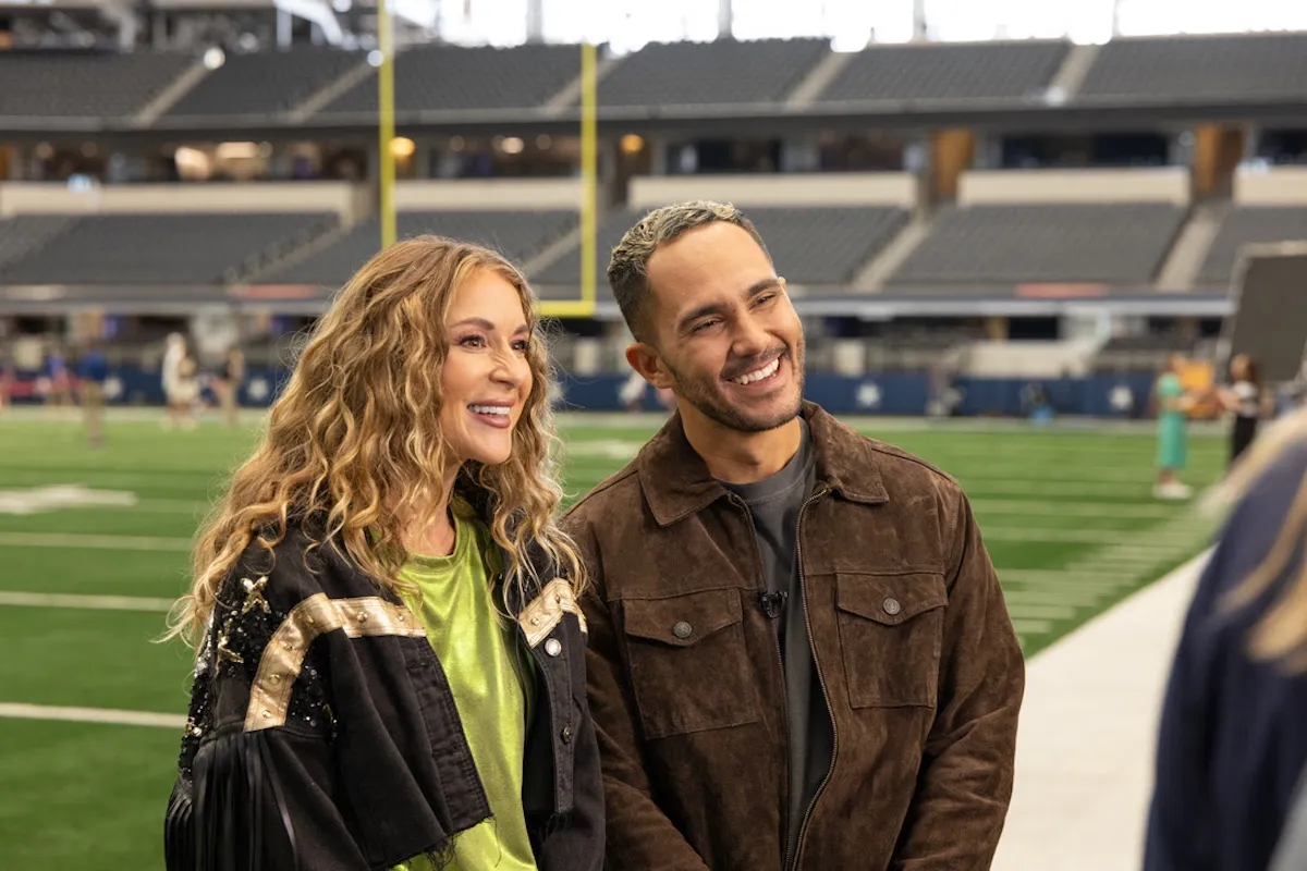 Alexa and Carlos PenaVega at AT&T Stadium