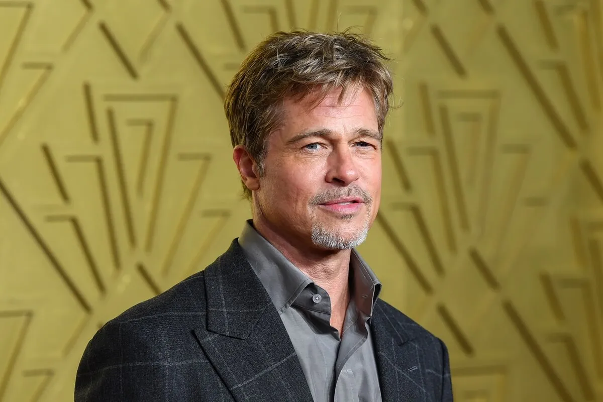 Brad Pitt posing at the UK premiere of the UK Premiere of "BABYLON".